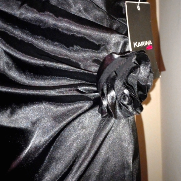 LBD - Picture 5 of 6